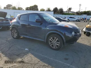 2014 Nissan Juke S with VIN JN8AF5MV8ET480692, listed as a Copart auction lot 47497285 with Not Provided miles and Salvage Title. Bid and sale history available at carsss.com. Image 4.