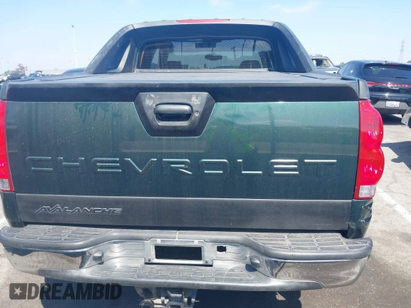2003 Chevrolet Avalanche with VIN 3GNEC13T03G243761, listed as a IAAI auction lot 42164429 with 197,951 mi miles and . Bid and sale history available at DreamBid. Image 16.