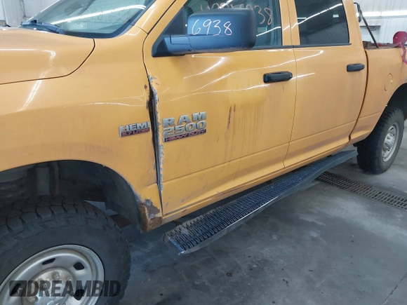 2018 Ram 2500 Tradesman with VIN 3C6TR5CT3JG215446, listed as a IAAI auction lot 42516938 with 37,886 mi miles and . Bid and sale history available at DreamBid. Image 6.