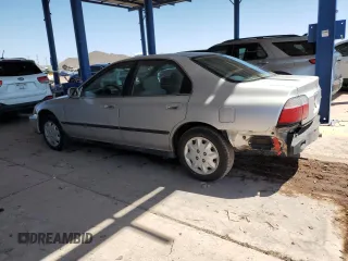 1997 Honda Accord LX with VIN 1HGCD5636VA103717, listed as a Copart auction lot 51918965 with 209,901 mi miles and Salvage title. Bid and sale history available at DreamBid. Image 2.