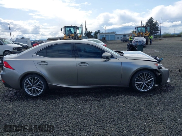 2014 Lexus IS 250 with VIN JTHCF1D27E5004665, listed as a IAAI auction lot 41929412 with 77,402 mi miles and . Bid and sale history available at DreamBid. Image 14.