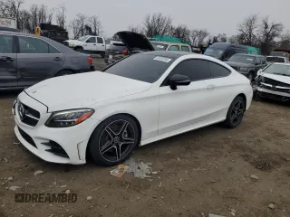 2021 Mercedes-Benz C 300 z VIN W1KWJ8EB0MG095632, wystawiony jako Copart lot #83392944 z przebiegiem 75 329 mil mil oraz Szkoda całkowita • Salvage title. Historia ofert i sprzedaży dostępna na DreamBid. Obrazek 1.