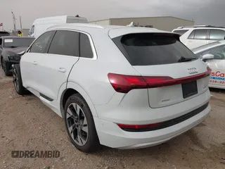 2022 Audi e-tron Premium Plus with VIN WA1LAAGE6NB033284, listed as a IAAI auction lot 41784457 with 30,964 mi miles and . Bid and sale history available at DreamBid. Image 3.