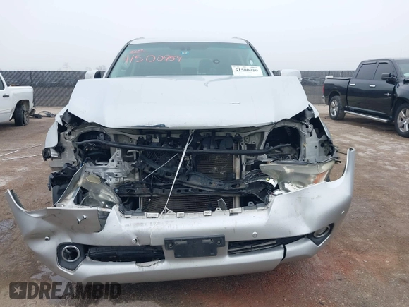 2010 Lexus GX 460 with VIN JTJBM7FX7A5014182, listed as a IAAI auction lot 41500959 with 183,832 mi miles and . Bid and sale history available at DreamBid. Image 13.