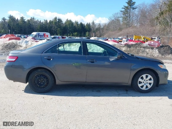 2011 Toyota Camry LE with VIN 4T4BF3EK5BR095008, listed as a IAAI auction lot 41765871 with 204,327 mi miles. Bid and sale history available at carsss.com. Image 14.