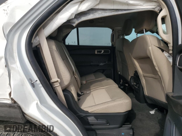 2022 Ford Explorer with VIN 1FMSK7BH7NGB30639, listed as a Copart auction lot 55044715 with 15,882 mi miles and Salvage title. Bid and sale history available at DreamBid. Image 10.