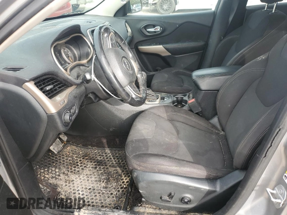 2017 Jeep Cherokee Latitude with VIN 1C4PJMCS1HW617979, listed as a Copart auction lot 84250714 with 105,987 mi miles and Salvage Title. Bid and sale history available at DreamBid. Image 7.