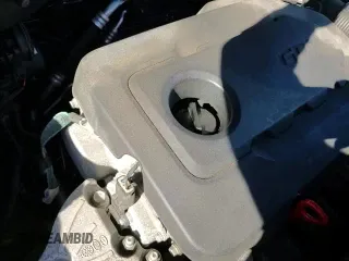 2017 Hyundai Santa Fe 2.4L z VIN 5NMZTDLB3HH046842, wystawiony jako Copart lot #81792105 z przebiegiem 100 268 mil mil oraz Szkoda całkowita • Salvage title. Historia ofert i sprzedaży dostępna na DreamBid. Obrazek 16.