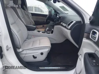 2019 Jeep Grand Cherokee Summit with VIN 1C4RJFJG5KC549097, listed as a IAAI auction lot 41466399 with 44,521 mi miles. Bid and sale history available at carsss.com. Image 5.
