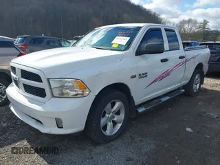2014 Ram 1500 Express z VIN 1C6RR7FT3ES192539, wystawiony jako IAAI lot #41760162 z przebiegiem 107 098 mil mil oraz . Historia ofert i sprzedaży dostępna na DreamBid. Obrazek 2.