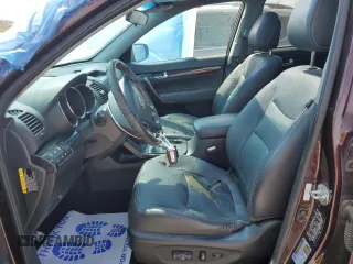 2011 Kia Sorento EX with VIN 5XYKUDA20BG152863, listed as a Copart auction lot 51738585 with 103,817 mi miles and Salvage Title. Bid and sale history available at carsss.com. Image 7.