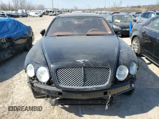 2006 Bentley Flying Spur z VIN SCBBR53W96C032273, wystawiony jako Copart lot #46582715 z przebiegiem Nie podano mil oraz Szkody całkowita. Historia ofert i sprzedaży dostępna na DreamBid. Obrazek 5.