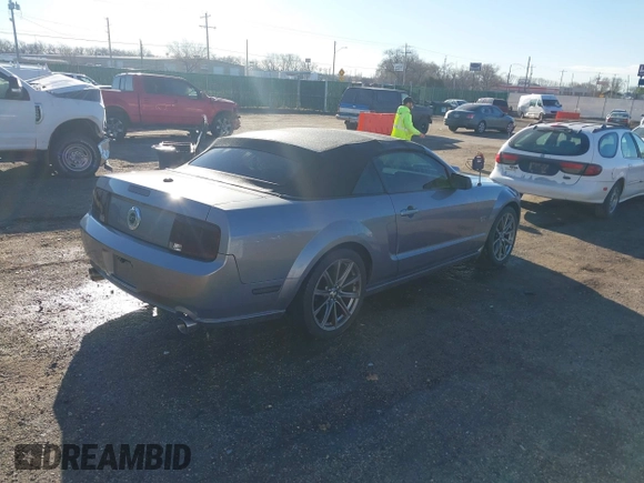 2007 Ford Mustang GT Deluxe with VIN 1ZVFT85H375254388, listed as a IAAI auction lot 41650100 with 152,848 mi miles and . Bid and sale history available at carsss.com. Image 4.