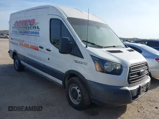 2017 Ford Transit with VIN 1FTYR2CM3HKA21394, listed as a IAAI auction lot 41902852 with 190,365 mi miles. Bid and sale history available at carsss.com. Image 1.
