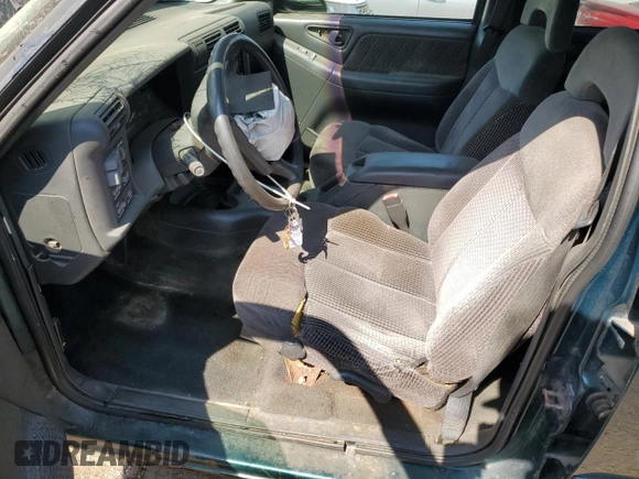 1996 GMC Jimmy SL with VIN 1GKCS13W0T2553905, listed as a Copart auction lot 71007674 with 169,513 mi miles and Salvage Title. Bid and sale history available at carsss.com. Image 7.
