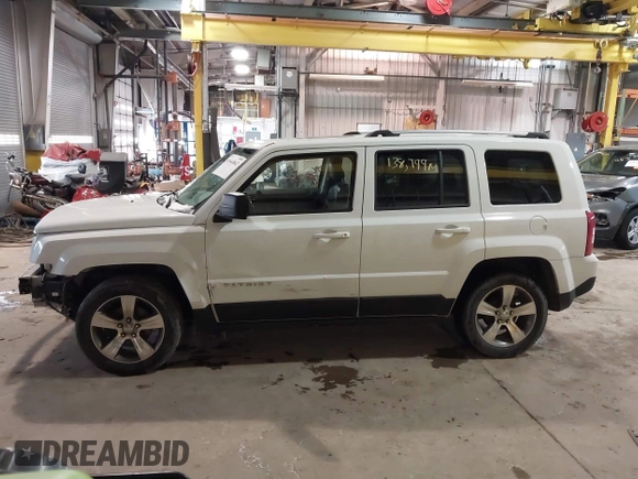 2017 Jeep Patriot High Altitude with VIN 1C4NJPFA6HD137833, listed as a IAAI auction lot 41644862 with 138,799 mi miles and . Bid and sale history available at carsss.com. Image 14.