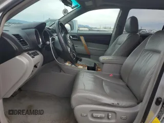 2009 Toyota Highlander Limited with VIN JTEEW44A692031958, listed as a Copart auction lot 45312135 with 319,035 mi miles and Salvage title. Bid and sale history available at DreamBid. Image 7.