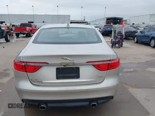 2017 Jaguar XF 35t Premium with VIN SAJBD4BV4HCY27802, listed as a IAAI auction lot 41076758 with 106,298 mi miles. Bid and sale history available at carsss.com. Image 16.