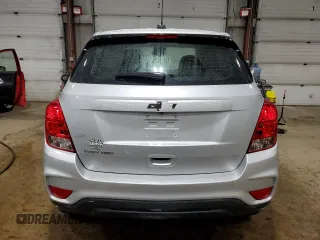 2020 Chevrolet Trax LS with VIN 3GNCJNSB5LL181097, listed as a Copart auction lot 62089465 with 75,319 mi miles and Salvage title. Bid and sale history available at DreamBid. Image 6.