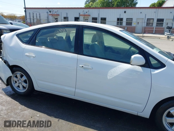2005 Toyota Prius with VIN JTDKB20U853012517, listed as a IAAI auction lot 41996687 with 99,586 mi miles. Bid and sale history available at carsss.com. Image 14.