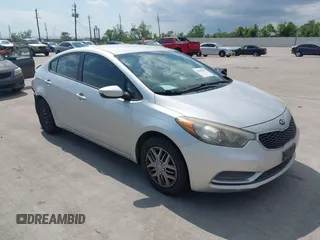 2014 Kia Forte LX with VIN KNAFK4A69E5248253, listed as a IAAI auction lot 42049489 with 154,541 mi miles. Bid and sale history available at carsss.com. Image 1.