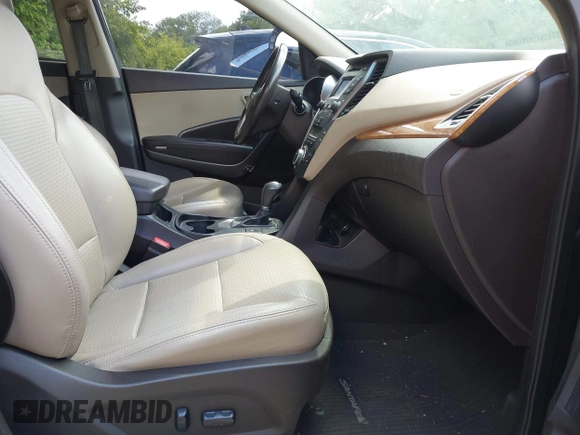 2013 Hyundai Santa Fe Sport z VIN 5XYZU3LB4DG038003, wystawiony jako IAAI lot #42372657 z przebiegiem 111 480 mil mil oraz . Historia ofert i sprzedaży dostępna na DreamBid. Obrazek 5.