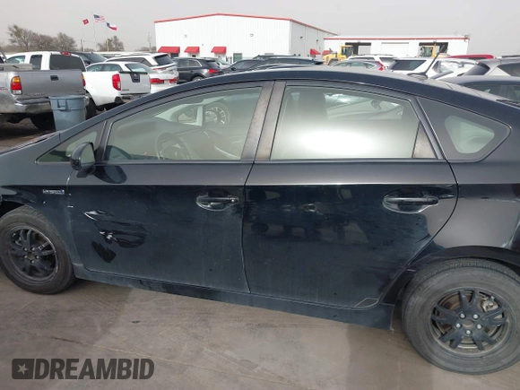 2013 Toyota Prius One with VIN JTDKN3DU3D1724080, listed as a IAAI auction lot 41726093 with 90,129 mi miles. Bid and sale history available at carsss.com. Image 14.