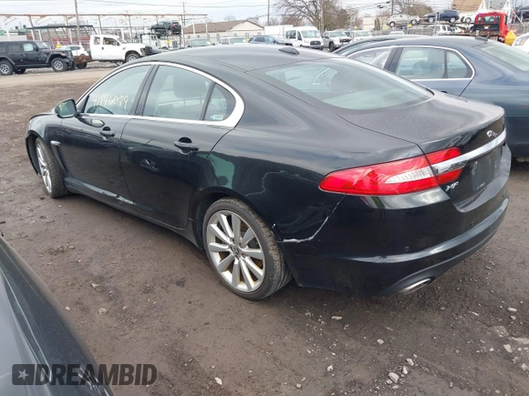 2012 Jaguar XF z VIN SAJWA0FB5CLS46112, wystawiony jako IAAI lot #41846029 z przebiegiem 123 044 mil mil oraz . Historia ofert i sprzedaży dostępna na DreamBid. Obrazek 3.
