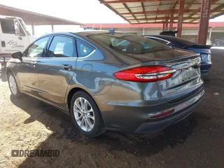 2019 Ford Fusion SE with VIN 3FA6P0HD9KR104024, listed as a IAAI auction lot 41831472 with 44,629 mi miles. Bid and sale history available at carsss.com. Image 3.