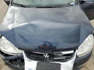 2010 Volkswagen Jetta Limited Edition with VIN 3VWRZ7AJ0AM099928, listed as a Copart auction lot 57291895 with 118,451 mi miles and Salvage title. Bid and sale history available at DreamBid. Image 11.