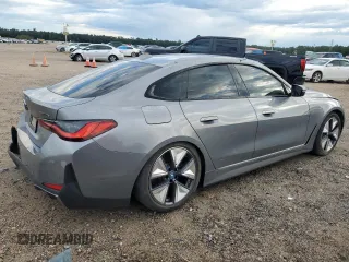 2023 BMW i4 eDrive35 z VIN WBY43AW02PFP44405, wystawiony jako Copart lot #56287965 z przebiegiem 18 085 mil mil oraz Czysty tytuł • Clean title. Historia ofert i sprzedaży dostępna na DreamBid. Obrazek 3.