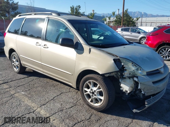 2005 Toyota Sienna LE with VIN 5TDBA23C75S032357, listed as a IAAI auction lot 41637161 with 169,415 mi miles. Bid and sale history available at carsss.com. Image 1.