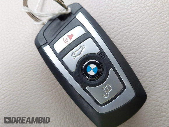 2016 BMW X3 xDrive28i with VIN 5UXWX9C54G0D71241, listed as a IAAI auction lot 41908274 with 190,895 mi miles. Bid and sale history available at carsss.com. Image 11.