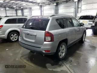 2016 Jeep Compass Sport with VIN 1C4NJDBB6GD798211, listed as a Copart auction lot 64283582 with 124,631 mi miles. Bid and sale history available at carsss.com. Image 4.