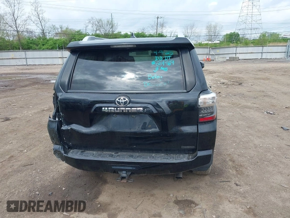 2015 Toyota 4Runner Limited with VIN JTEBU5JR4F5214469, listed as a IAAI auction lot 42073280 with 130,111 mi miles and . Bid and sale history available at DreamBid. Image 17.