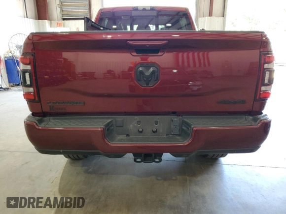 2024 Ram 2500 Laramie z VIN 3C6UR5NL3RG103131, wystawiony jako Copart lot #67840964 z przebiegiem 131 962 mil mil oraz Szkoda całkowita • Salvage title. Historia ofert i sprzedaży dostępna na DreamBid. Obrazek 6.