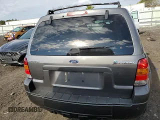 2006 Ford Escape Hybrid with VIN 1FMCU96H36KC35956, listed as a Copart auction lot 55588074 with 138,680 mi miles and Non Repairable. Bid and sale history available at carsss.com. Image 6.