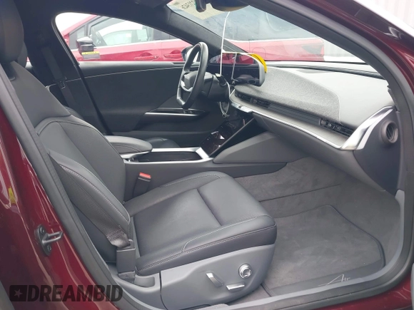 2023 Lucid Air Pure z VIN 50EA1PFA4PA006331, wystawiony jako IAAI lot #42213426 z przebiegiem 13 287 mil mil oraz . Historia ofert i sprzedaży dostępna na DreamBid. Obrazek 5.