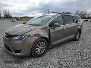 2017 Chrysler Pacifica Touring L with VIN 2C4RC1BG2HR752220, listed as a Copart auction lot 52974835 with 152,239 mi miles and Salvage Title. Bid and sale history available at DreamBid. Image 1.