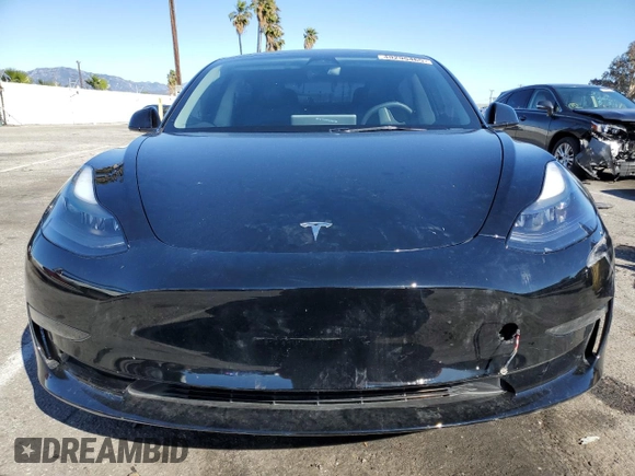 2023 Tesla Model 3 z VIN 5YJ3E1EA4PF706521, wystawiony jako Copart lot #49295465 z przebiegiem 25 026 mil mil oraz Szkoda całkowita • Salvage title. Historia ofert i sprzedaży dostępna na DreamBid. Obrazek 5.
