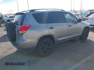 2008 Toyota RAV4 with VIN JTMBK33V886036474, listed as a IAAI auction lot 41615693 with 214,589 mi miles. Bid and sale history available at carsss.com. Image 4.
