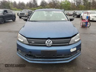2015 Volkswagen Jetta Sedan Hybrid SEL Premium with VIN 3VW637AJ9FM427293, listed as a Copart auction lot 56322994 with 203,494 mi miles and Clean Title. Bid and sale history available at carsss.com. Image 5.