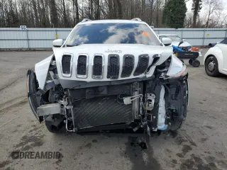 2018 Jeep Cherokee Overland with VIN 1C4PJMJX4JD622920, listed as a Copart auction lot 42170485 with 74,335 mi miles and Salvage title. Bid and sale history available at DreamBid. Image 5.