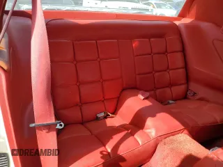 1977 Ford Mustang z VIN 7F04Z150204, wystawiony jako Copart lot #77276344 z przebiegiem 94 802 mil mil oraz Szkoda całkowita • Salvage title. Historia ofert i sprzedaży dostępna na DreamBid. Obrazek 10.