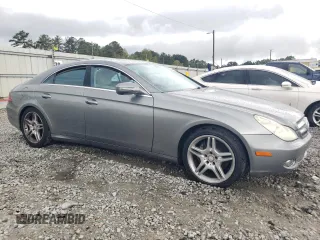 2010 Mercedes-Benz CLS-Class CLS 550 with VIN WDDDJ7CBXAA165625, listed as a Copart auction lot 72983684 with 143,868 mi miles and Salvage Title. Bid and sale history available at carsss.com. Image 4.