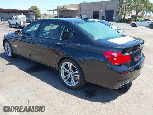 2011 BMW 7 Series 750Li с VIN WBAKB8C5XBCY64531, выставлен на аукционе IAAI как лот 42350009 с пробегом 113 893 миль миль и . История ставок и продаж доступна на DreamBid. Изображение 3.