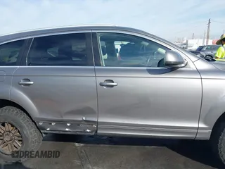 2012 Audi Q7 Premium Plus z VIN WA1LMAFEXCD005644, wystawiony jako IAAI lot #40593742 z przebiegiem 131 695 mil mil oraz . Historia ofert i sprzedaży dostępna na DreamBid. Obrazek 12.