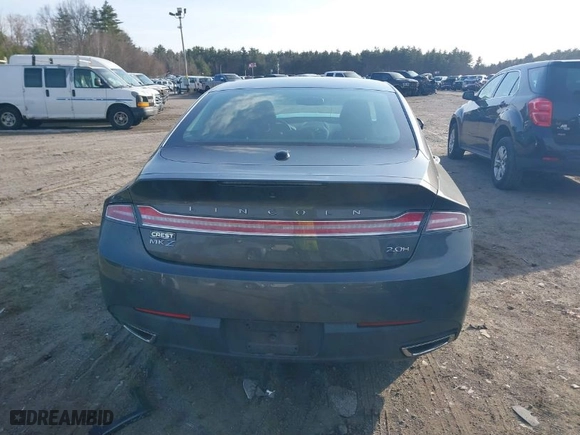 2015 Lincoln MKZ Hybrid with VIN 3LN6L2LU0FR623652, listed as a IAAI auction lot 41792084 with NaN miles. Bid and sale history available at carsss.com. Image 16.