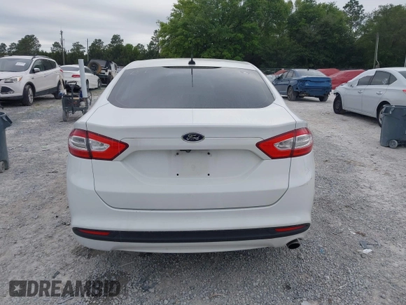 2013 Ford Fusion SE with VIN 3FA6P0HR1DR108678, listed as a IAAI auction lot 42028440 with 105,455 mi miles. Bid and sale history available at carsss.com. Image 17.
