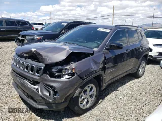 2024 Jeep Compass Latitude с VIN 3C4NJDBN5RT170017, выставлен на аукционе Copart как лот 52164865 с пробегом 13 283 миль миль и Списание • Salvage title. История ставок и продаж доступна на DreamBid. Изображение 1.
